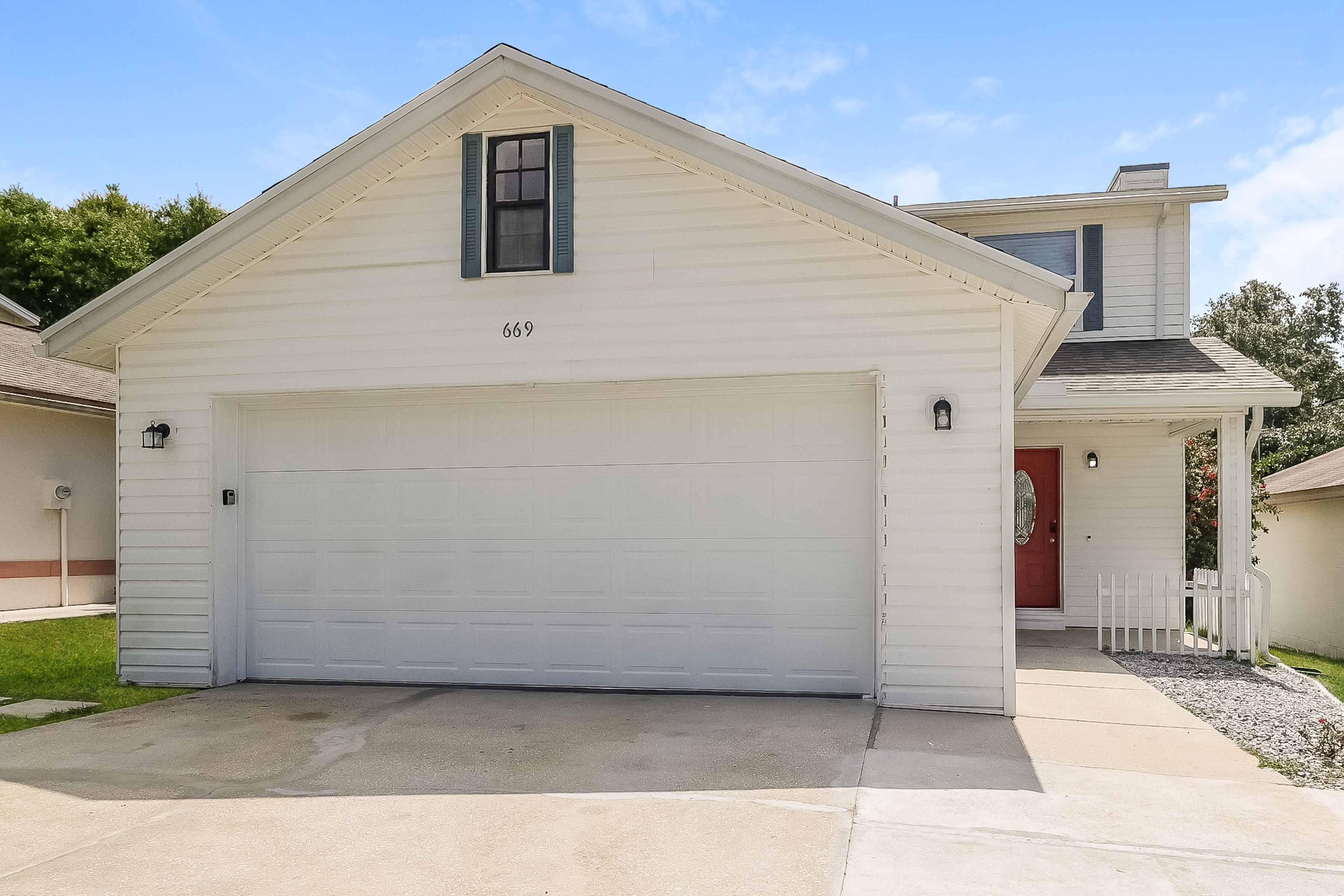 669 LAKE DEXTER CIR WINTER HAVEN, FL 33884